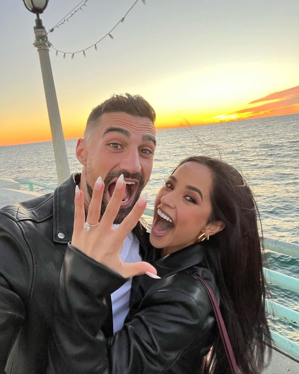 Becky G y Sebastian Lletget