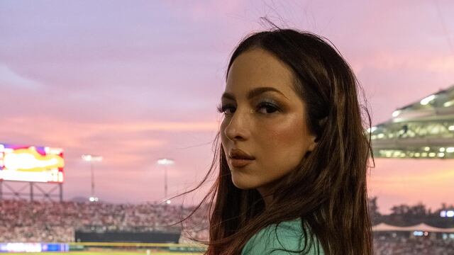 Paty Cantú, cantante.