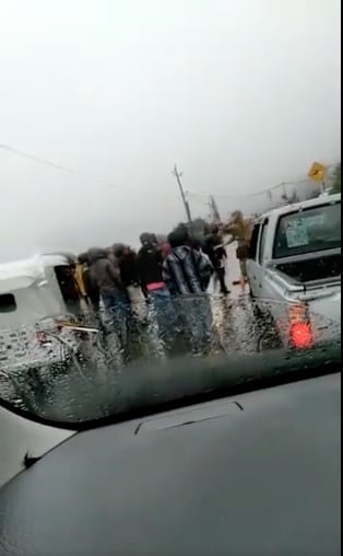 captura de video de ataque de manifestantes a turista rusa en Chiapas