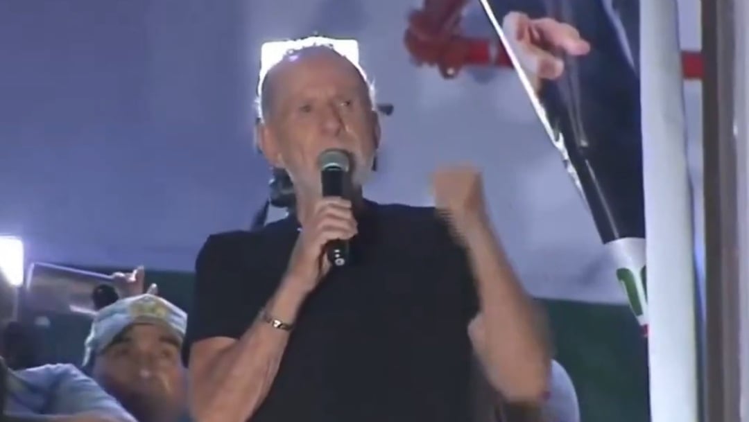 “Abrazos no balazos”: candidato en Perú retoma frase de AMLO en cierre