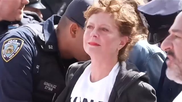 Detienen a Susan Sarandon en Nueva York durante protesta contra el suministro de armas a Israel