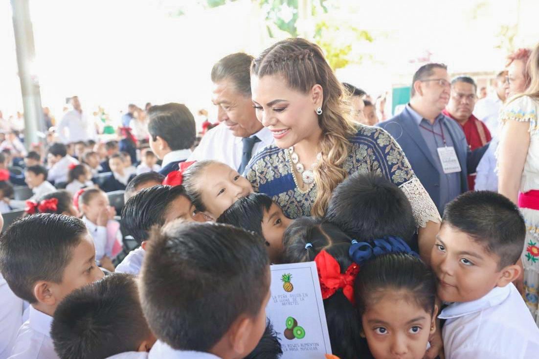 Evelyn Salgado suma “Vive saludable, vive feliz” a escuelas de Guerrero
