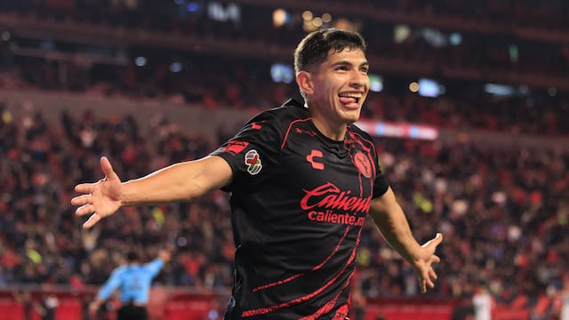 Kevin Castañeda con Xolos de Tijuana.