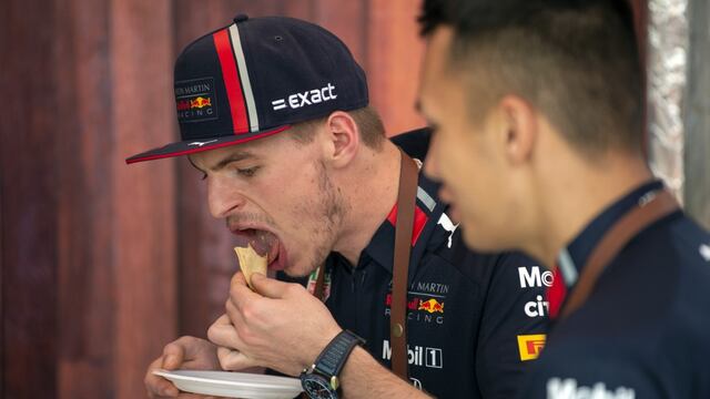 Max Verstappen come tacos de pastor