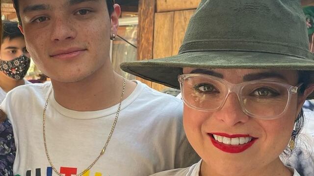 Violeta Isfel y su hijo Omar