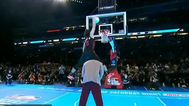 Jaime Jáquez Jr. saltó a Shaquille O’Neal