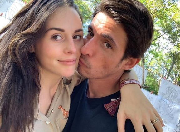 Zuria Vega y Alberto Guerra