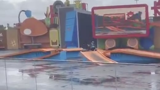 Muere el piloto piloto Lurrique Ferrari al estrellarse contra una barda en el Hot Wheels Show