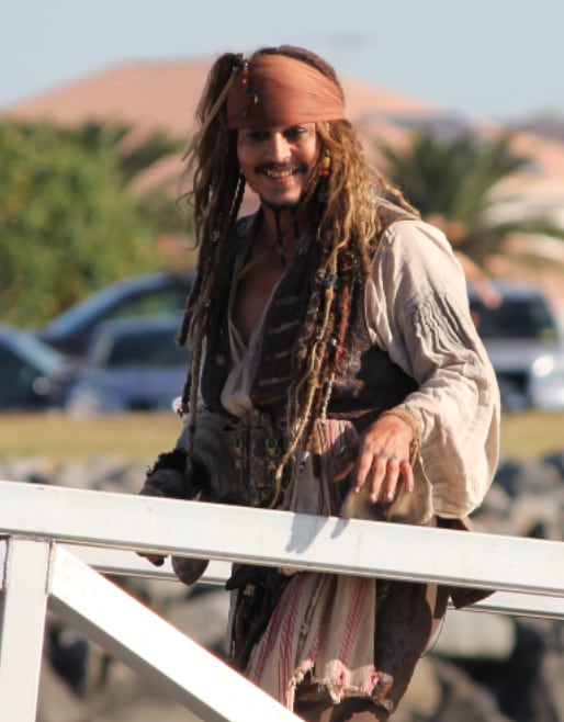 Johnny Deep interpretando al Capitán Jack Sparrow