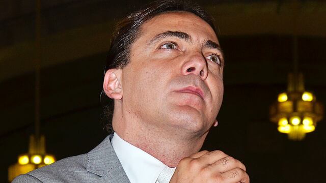 Cristian Castro llora muerte de José José