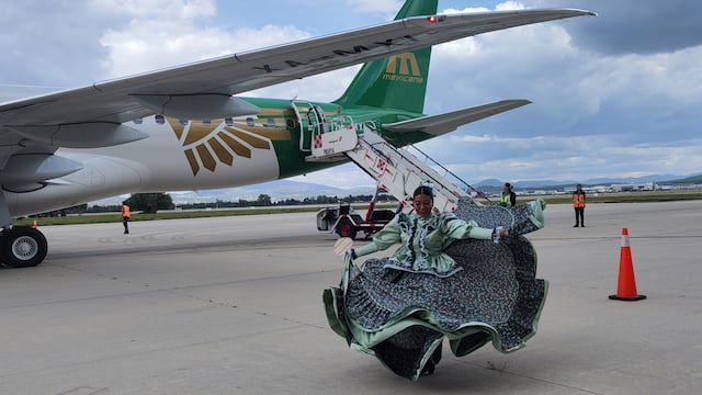 Mexicana de Aviación recibe su aeronave número 9 de la fabricante brasileña Embraer