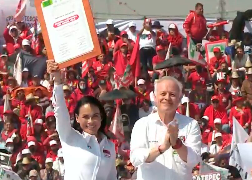 Alejandra del Moral en Texcoco recibe apoyo total y manda indirectas a Delfina Gómez