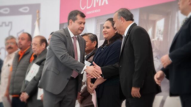 José Ramón Amieva y Raymundo Collins