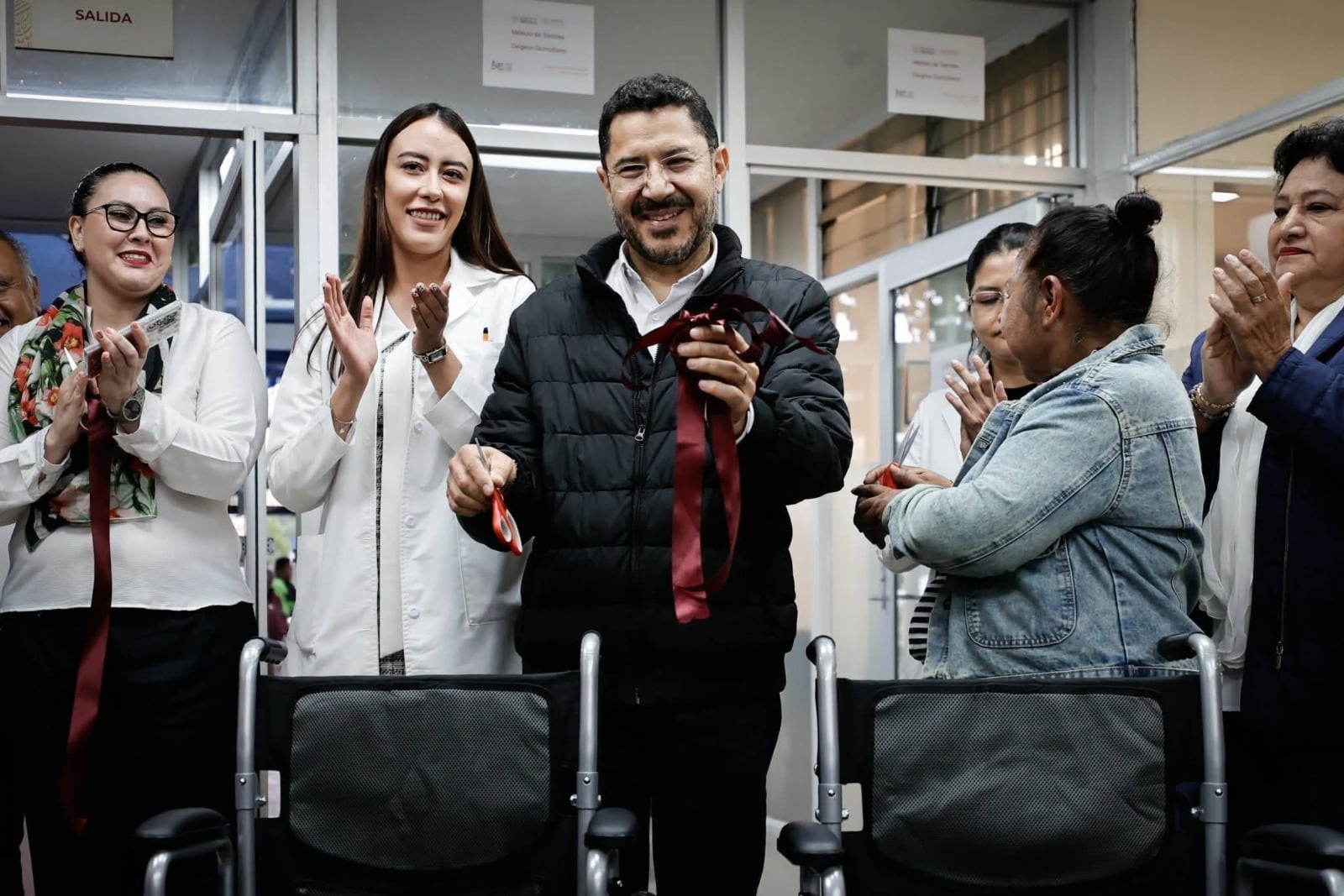 Martí Batres supervisa unidades de La Clínica es Nuestra