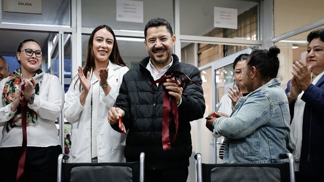 Martí Batres supervisa unidades de La Clínica es Nuestra