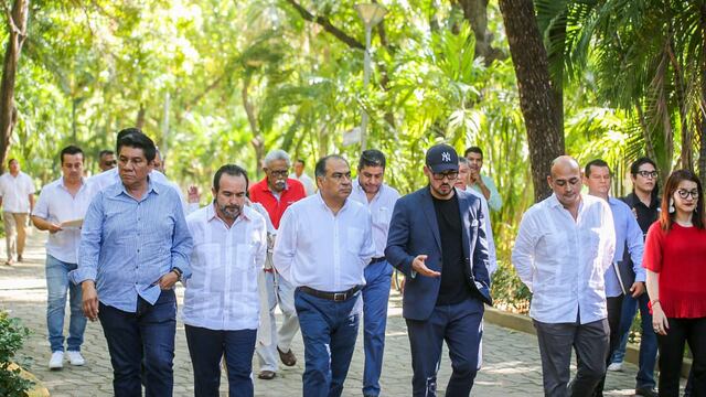 Acompaña al gobernador Héctor Astudillo el titular de Sedatu, Román Meyer, para arrancar la renovación del Parque Papagayo.