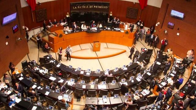 Senado de la República. Circula entre senadores propuesta para tificar difamación como delito.