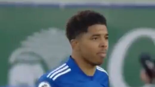 'Premier League': Detienen partido para que jugadores musulmanes rompieran su ayuno de Ramadán