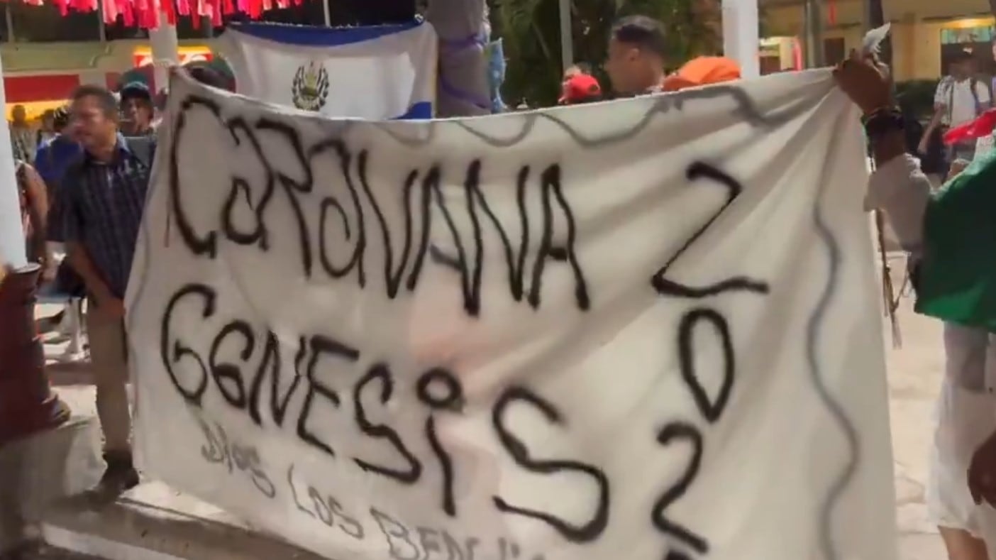 Caravana migrante parte de Chiapas rumbo a Estados Unidos con 500 haitianos y cubanos