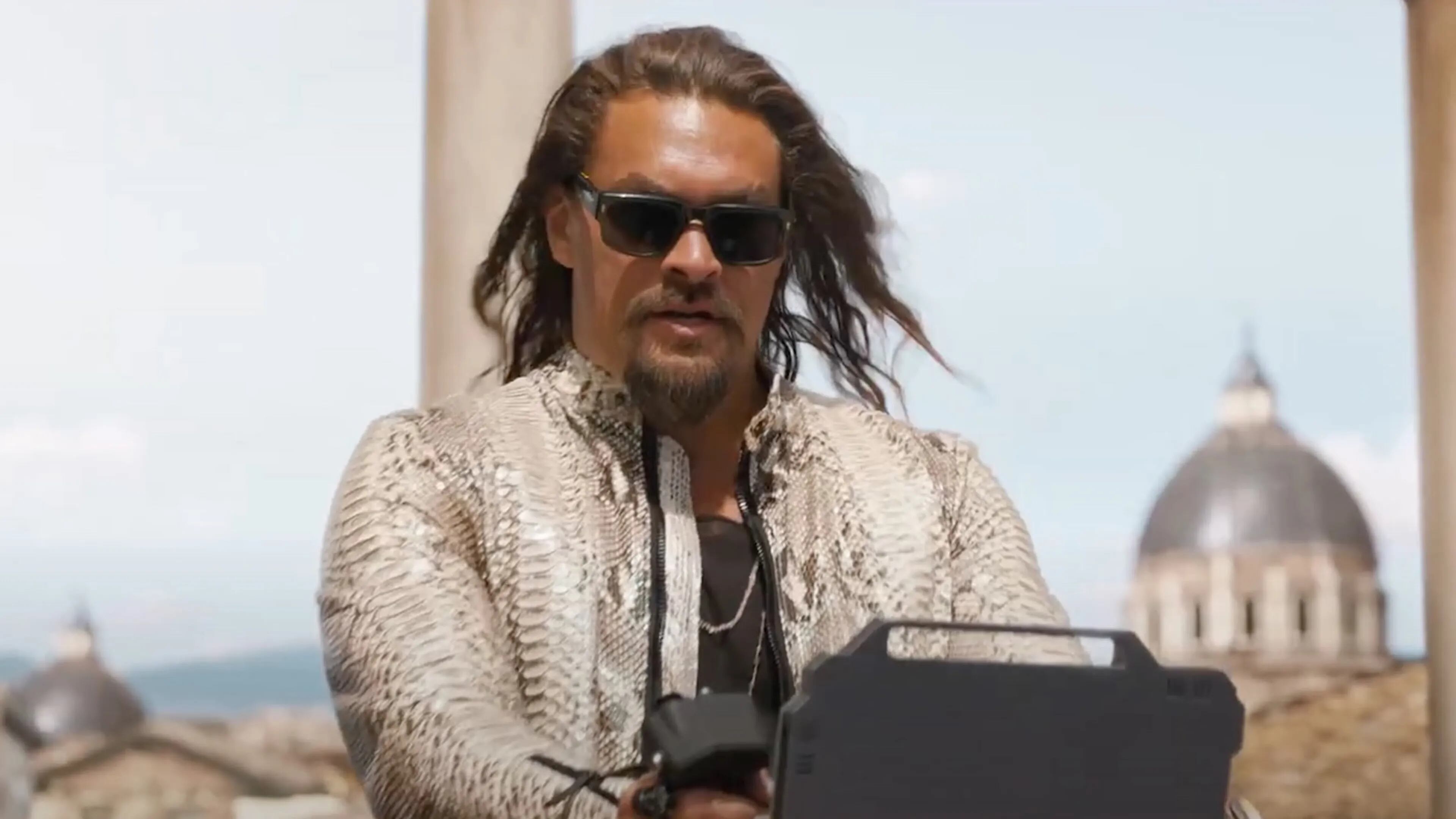 Jason Momoa como Dante Reyes en Rápidos y Furiosos 10