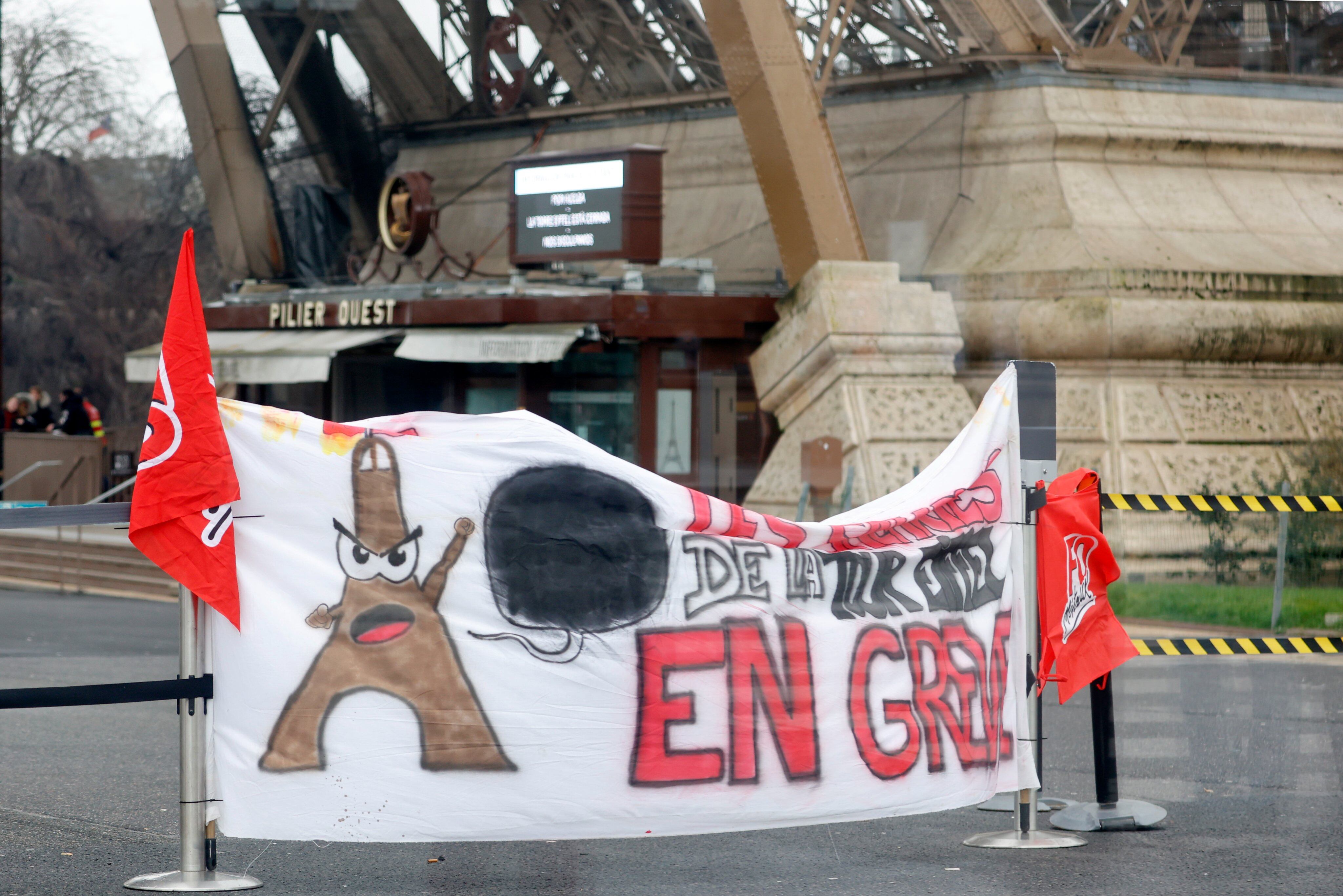 Trabajadores de la Torre Eiffel se van a huelga