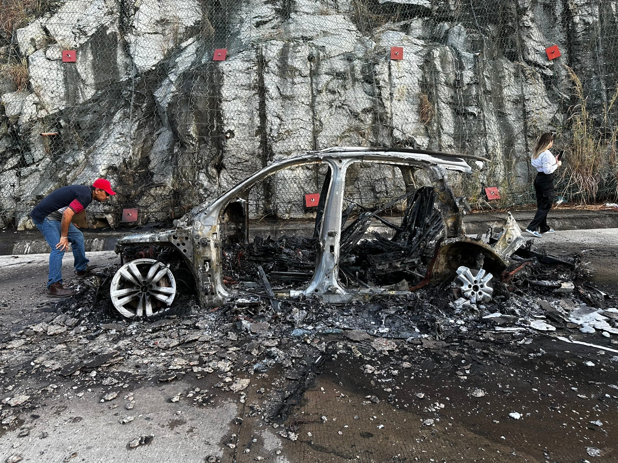 Audi Q7 se incendia