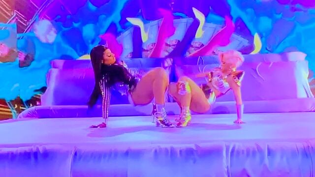 Cardi B y Megan Thee Stallion
