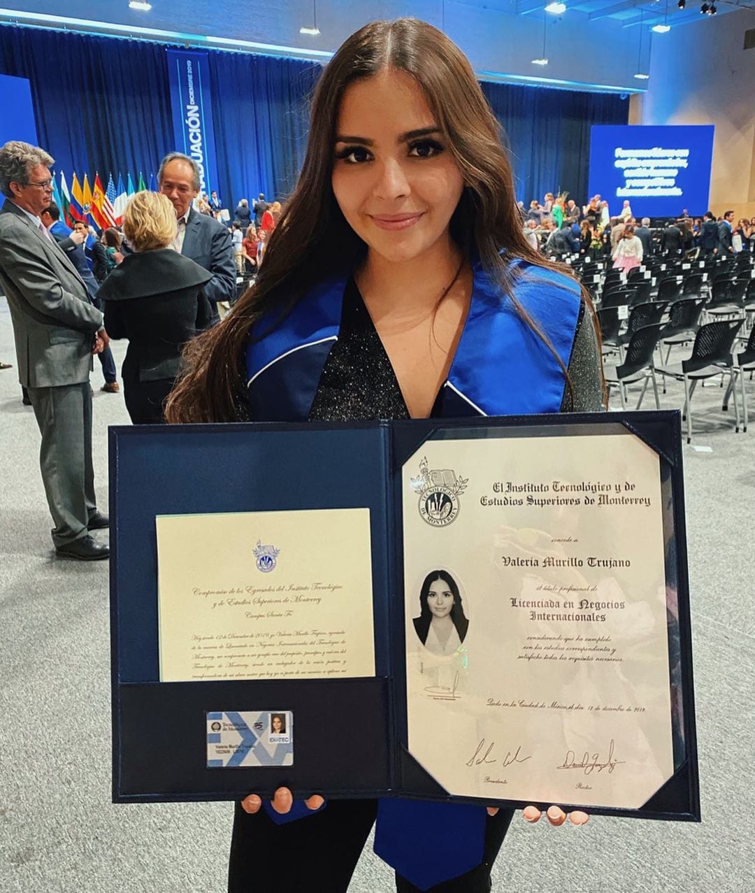 Valentina Murillo, mánager de Peso Pluma.