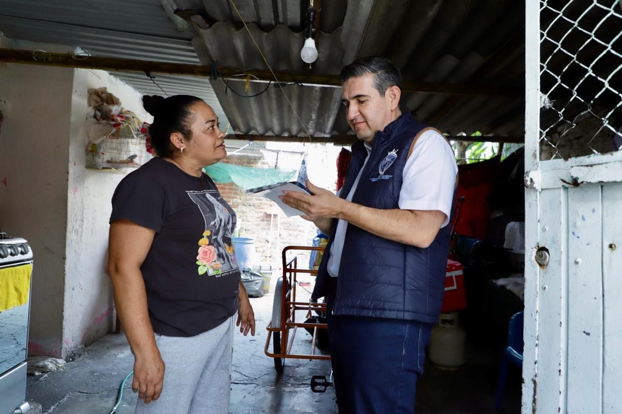 Libia Dennise pone en marcha programa "Tocando Puertas" en Guanajuato.