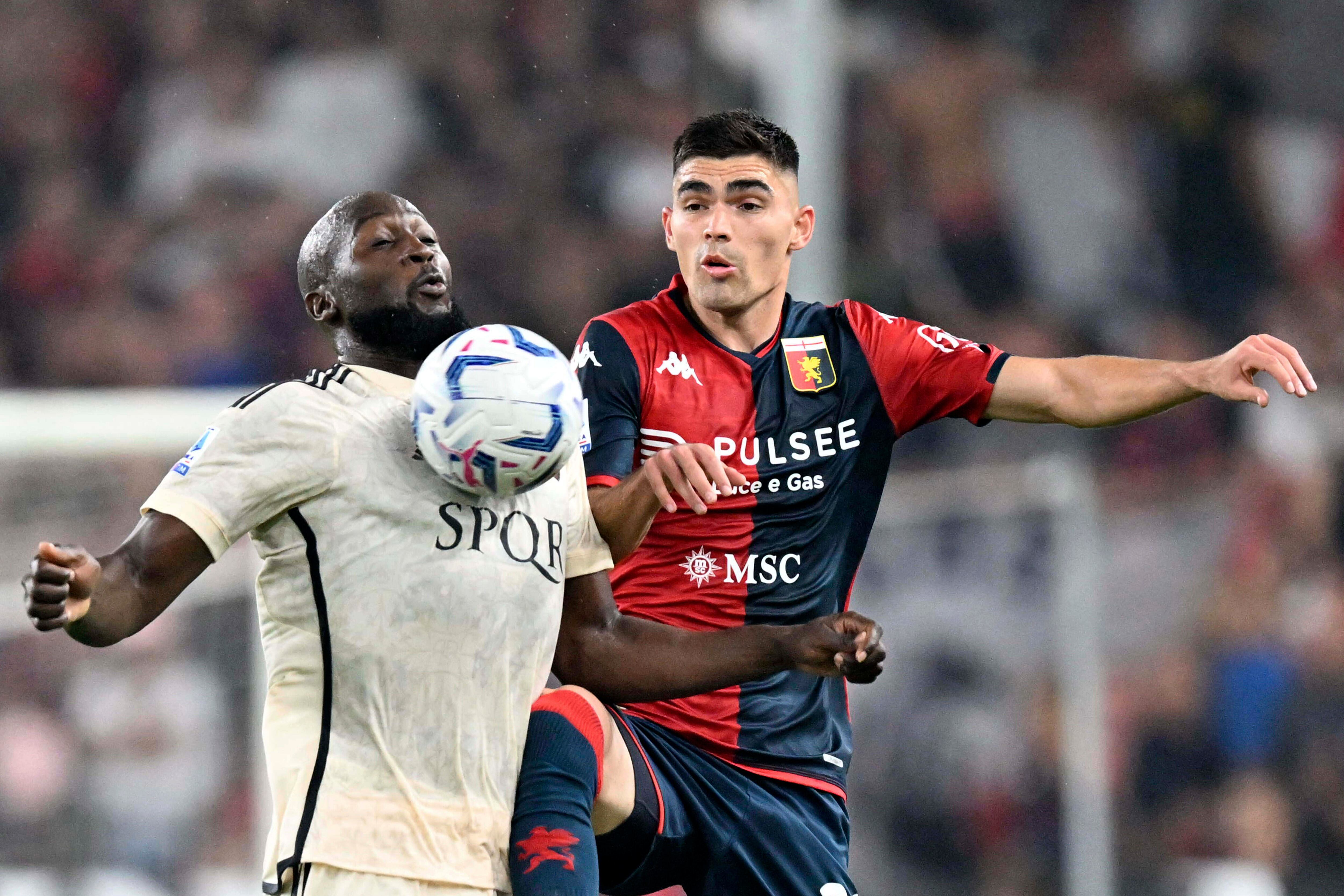 Johan Vásquez en el Genoa