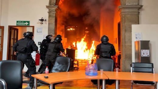 El agua sucia no justifica incendiar Jalisco: ¡La sociedad debe unirse para defender la paz!
