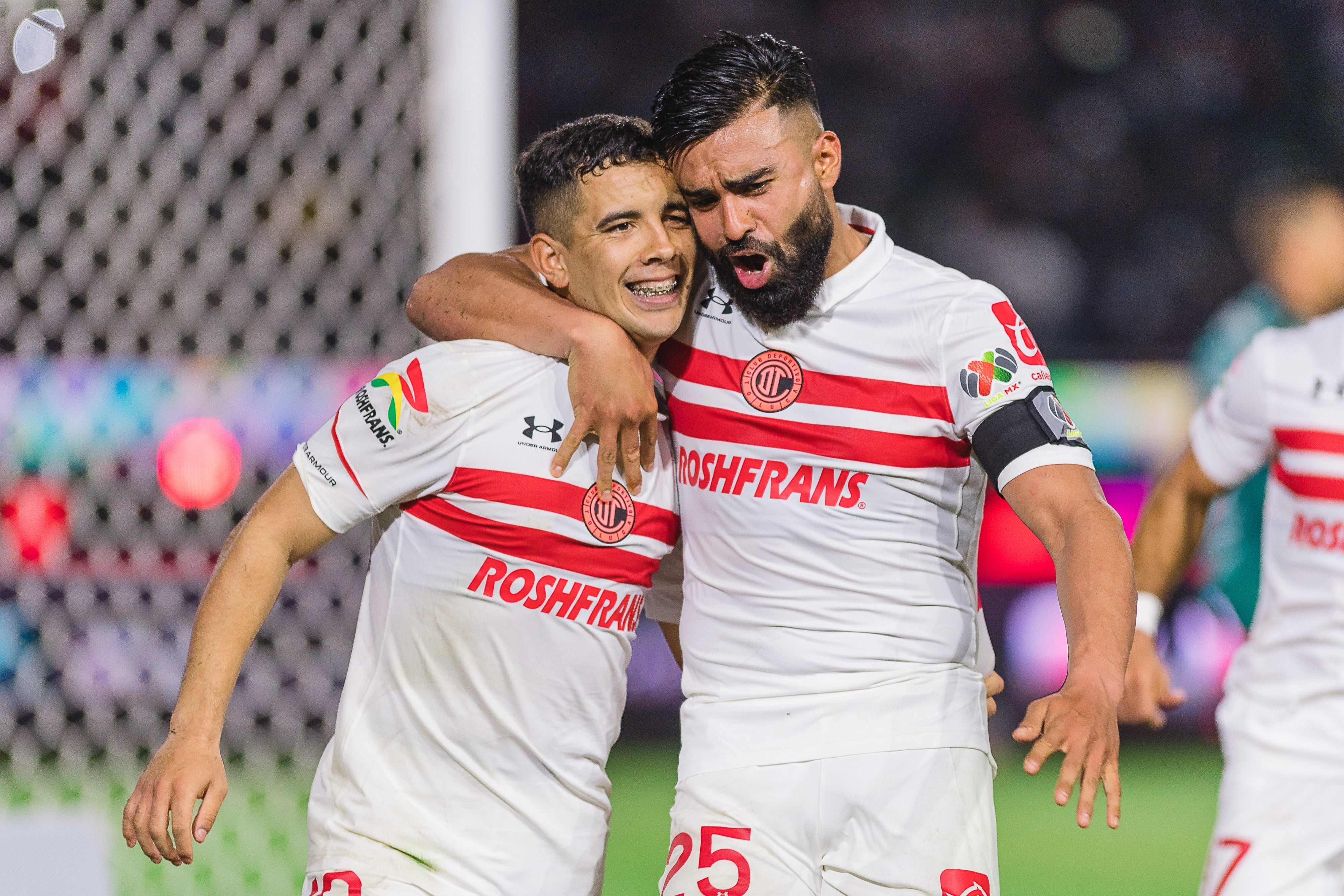 Leonardo Fernández y Alexis Canelo