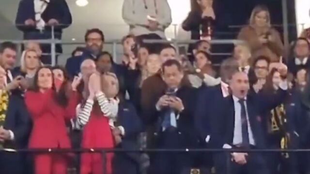 Luis Rubiales indignante gesto