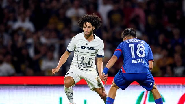 Chino Huerta contra Cruz Azul.