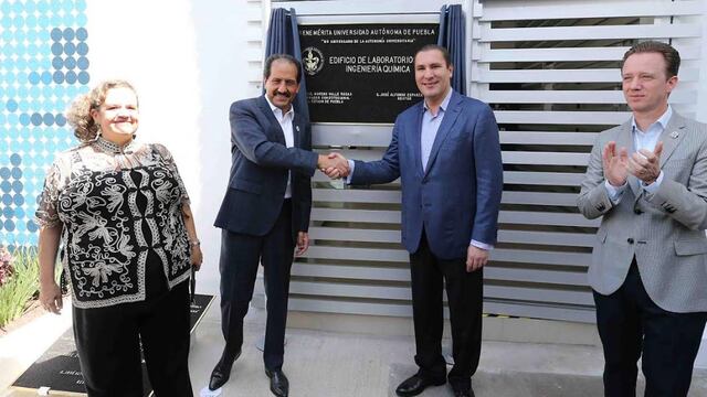 Rafael Moreno Valle en la BUAP.