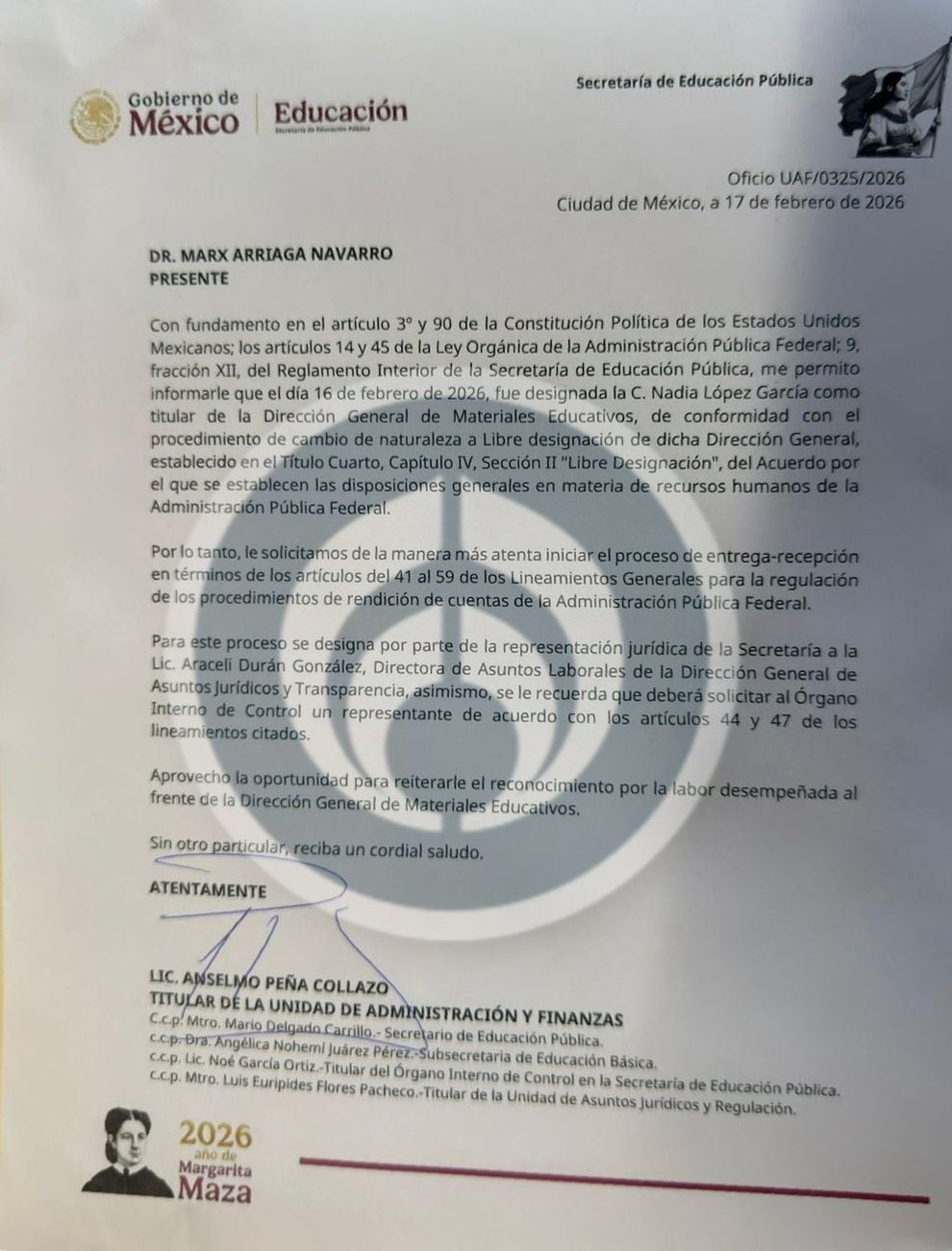 Marx Arriaga recibe oficio de destitución en la SEP