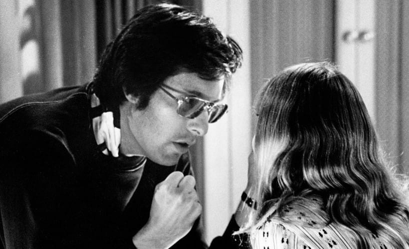 Linda Blair y William Friedkin en el rodaje de El Exorcista