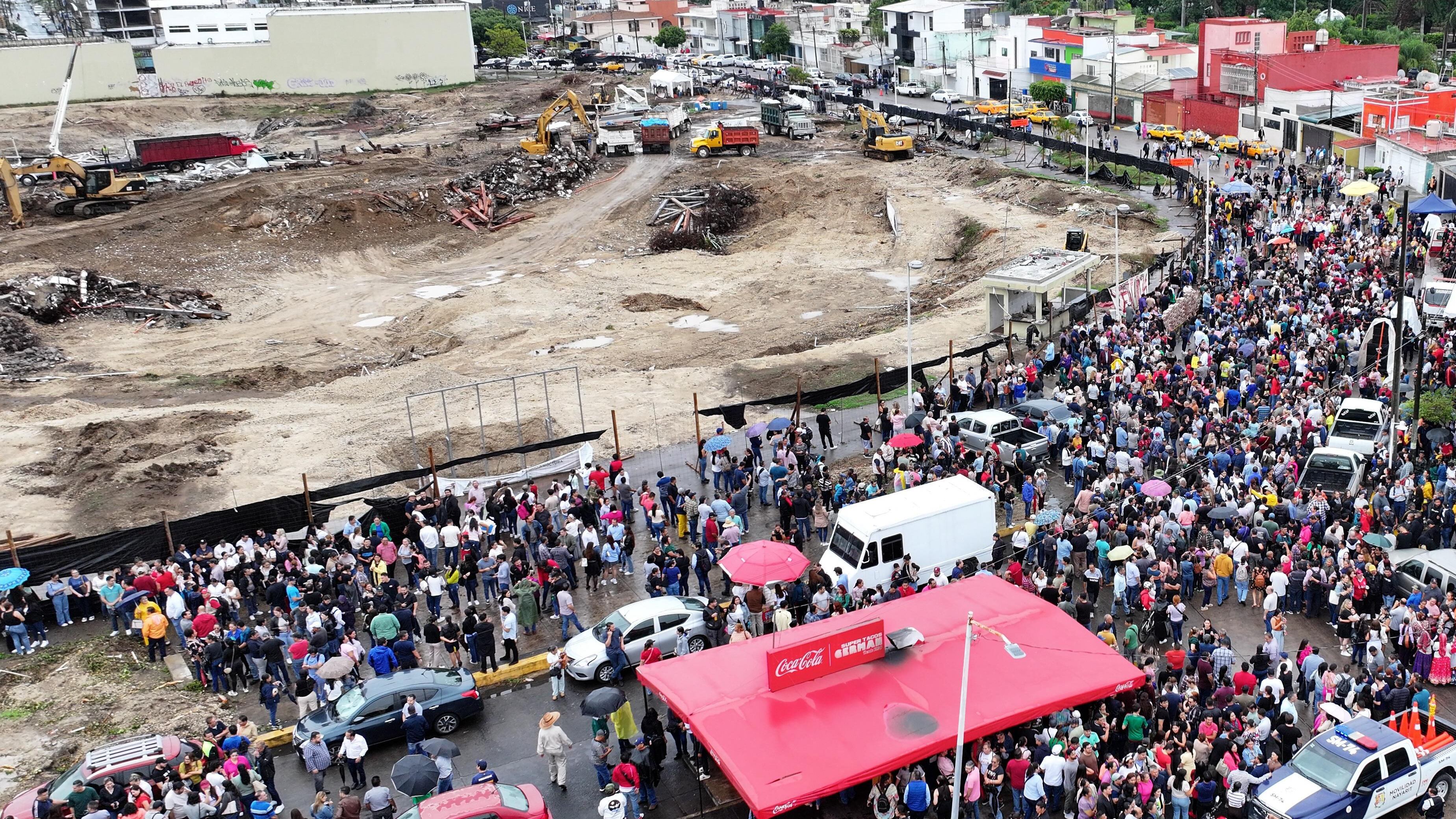 Nayarit: Miles de ciudadanos apoyan a Miguel Ángel Navarro en construcción del estadio Nicolás Álvarez Ortega