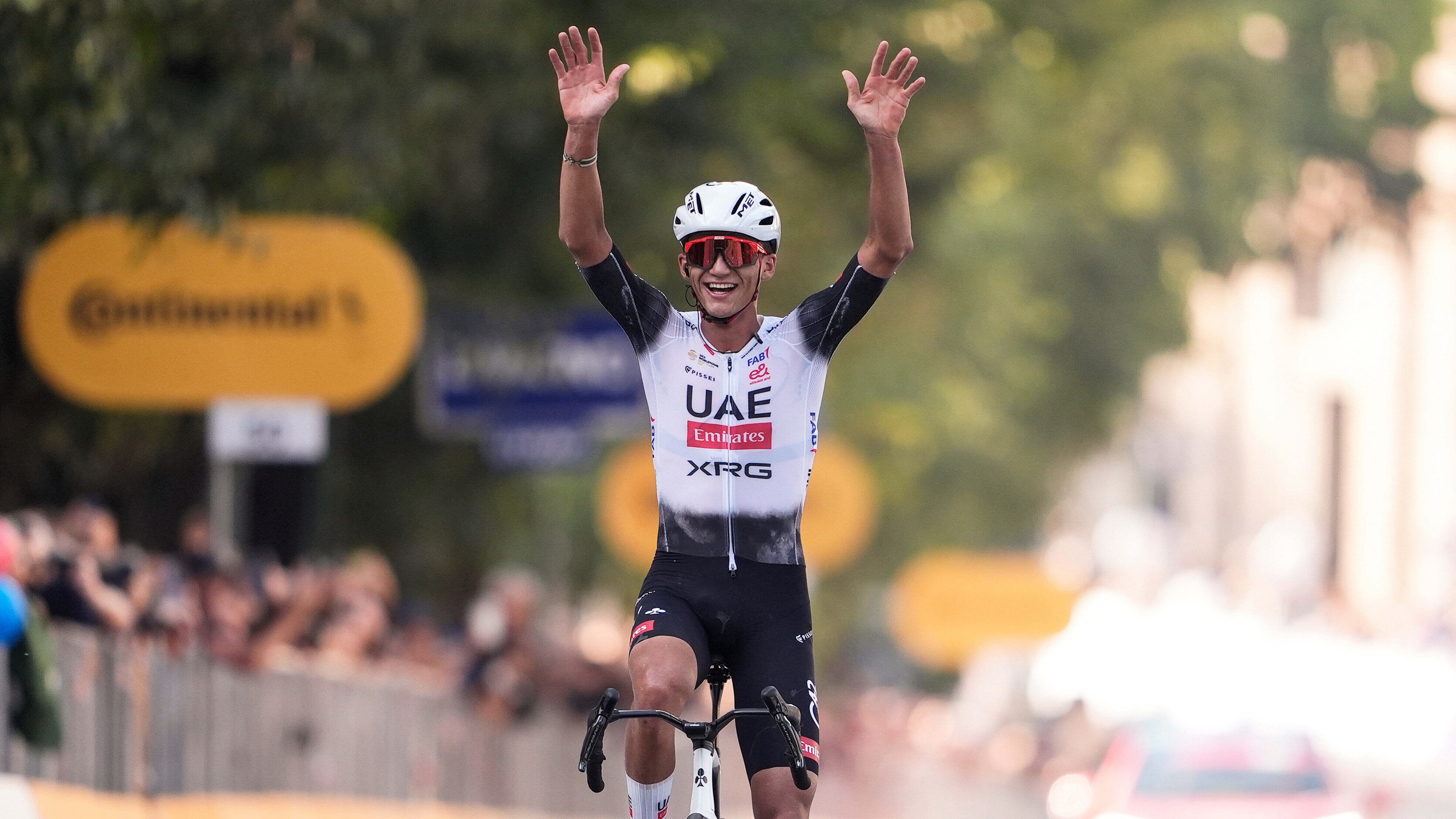 ¡Orgullo mexicano! Isaac del Toro nominado al mejor ciclista del 2025 tras su impresionante temporada