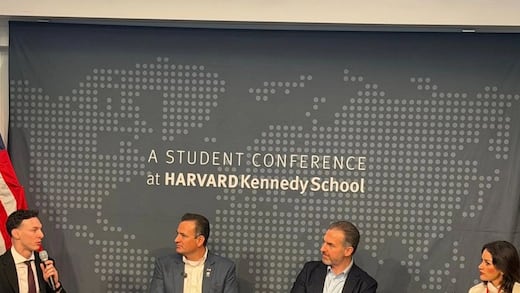 Monterrey participa en Harvard en debate sobre el futuro político y económico de México