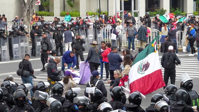 Trabajadores del Poder Judicial encapsulados