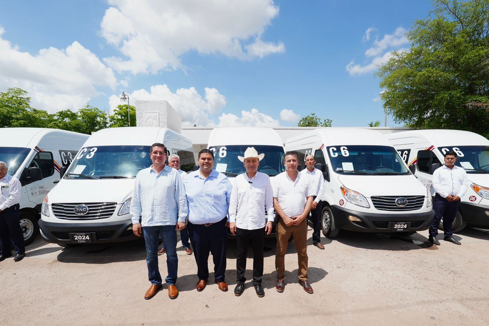 Alfonso Durazo constató el avance del Hospital General de Zona del IMSS en Navojoa
