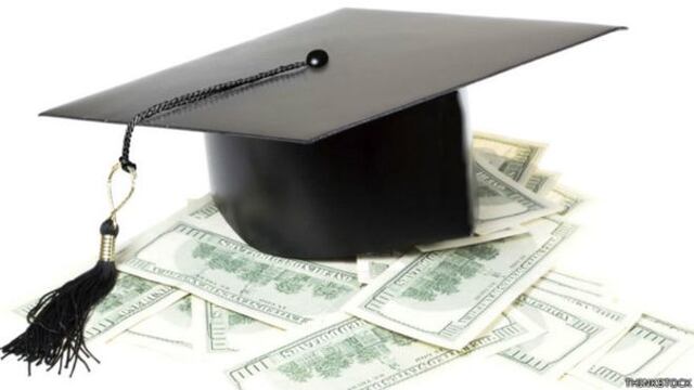 Los padres se las arreglaban para liquidar las colegiaturas restantes