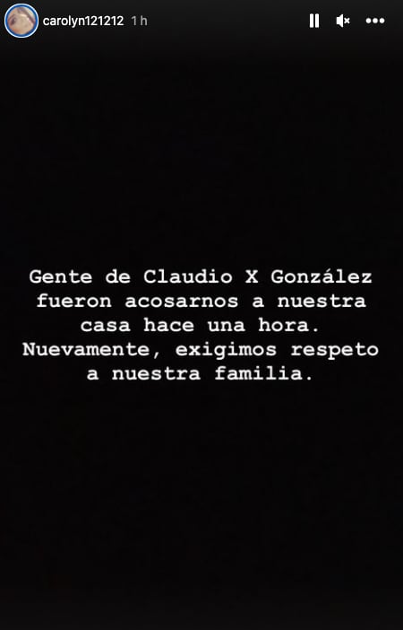 Carolyn Adams denuncia acoso en su casa de Houston