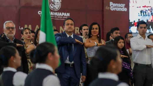 Alcalde de Chignahuapan niega usar una Cybertruck tras acusaciones de ostentación