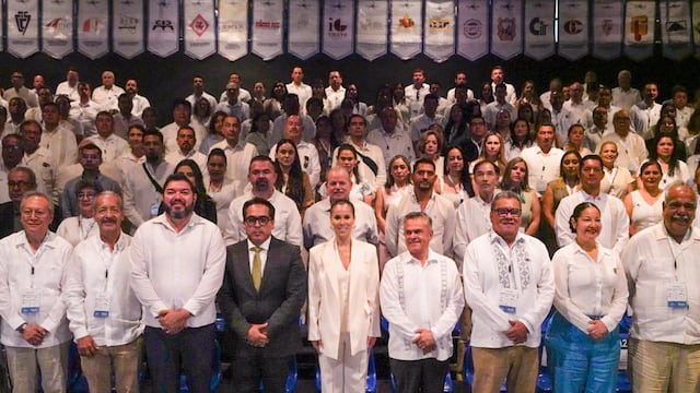 Sinaloa fortalece industria de reuniones con congreso nacional de ingeniería en Mazatlán.