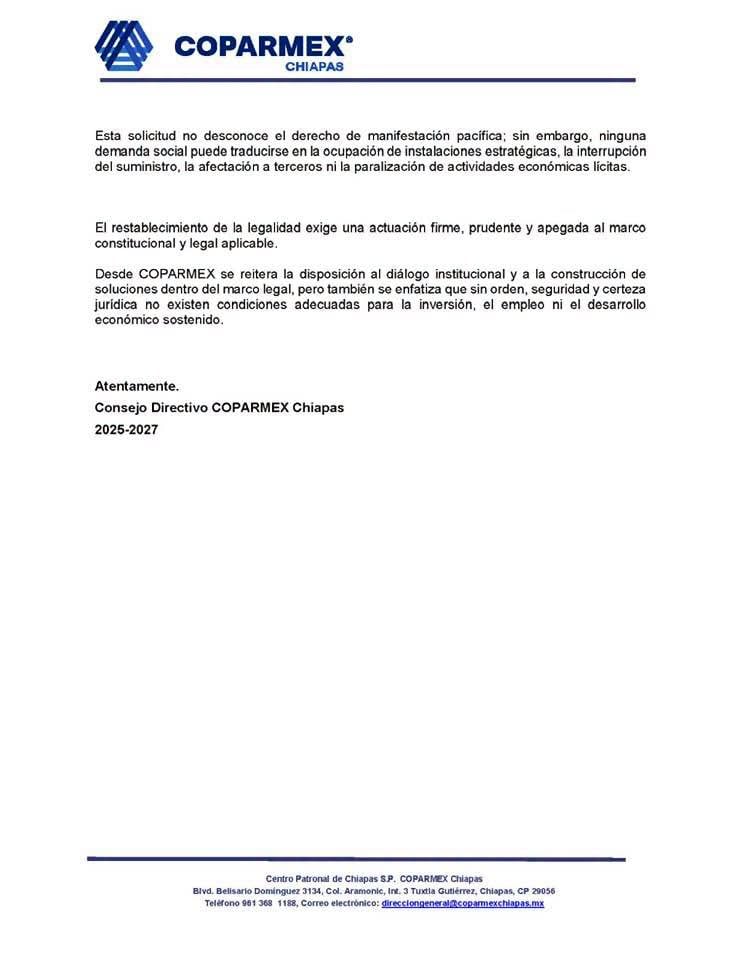 CNTE toma 13 gasolineras en Tuxtla Gutiérrez y regala combustible