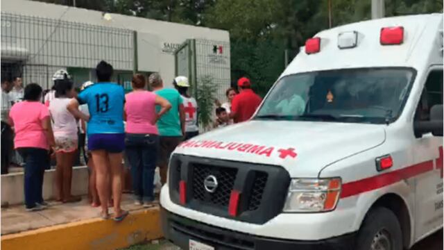 Los menores fueron trasladados a centros de salud de la zona.