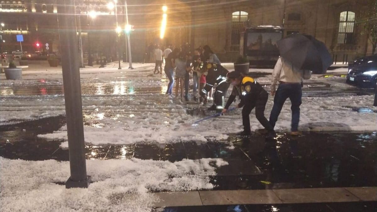 CDMX: Se reportan fuertes lluvias y granizadas