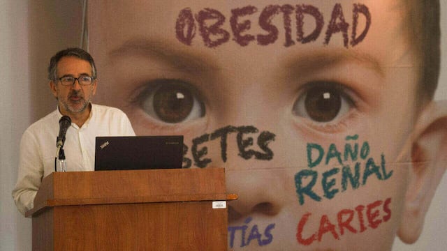 Efectos de la obesidad infantil, anunciadas por Alejandro Calvillo de El Poder del Consumidor.